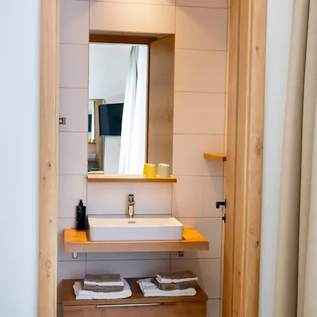 Zum Lenz Гостевой дом 4*