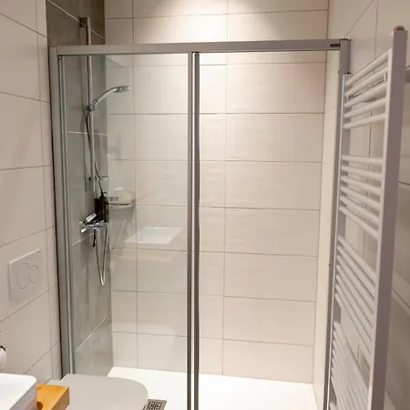 Zum Lenz Guest house