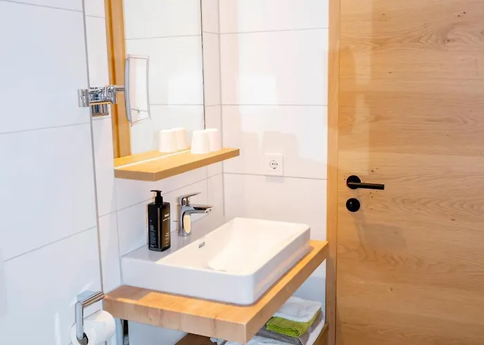 ゲストハウス Zum Lenz Langau